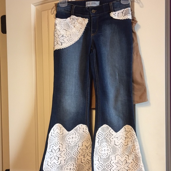 Girls Jak & Peppar  top and denim jeans - Picture 4 of 7
